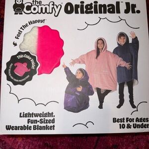 The Comfy Original Jr.- new in box- pink shark tank